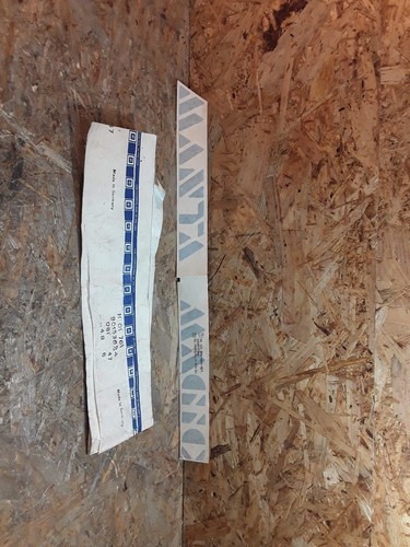 Manta lettering - b,